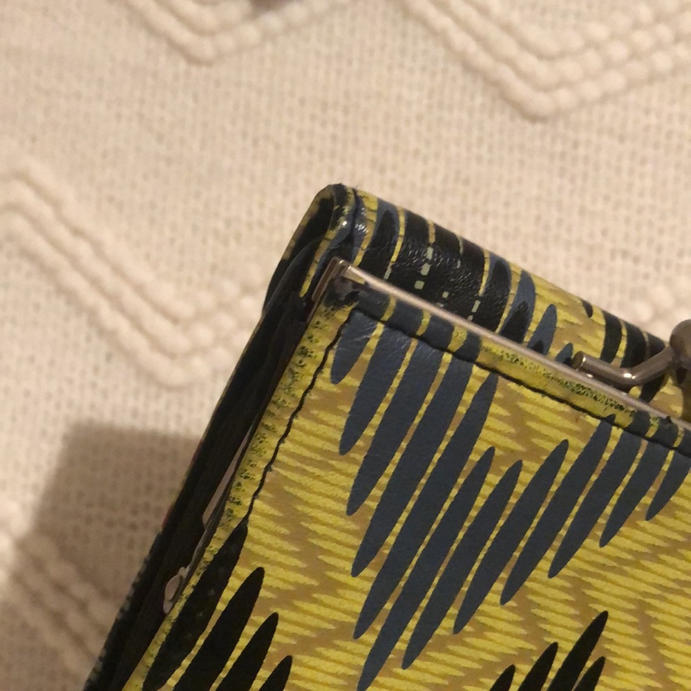Wallet - Picture 7 of 9